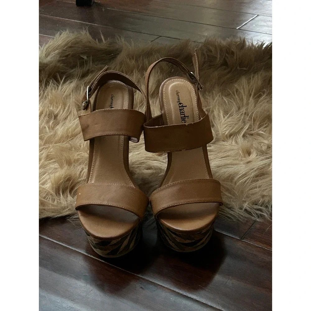 Charming Charlie Wedge‎ Sandals Tan Ankle Strap Platform Heels Women's Shoes S 8